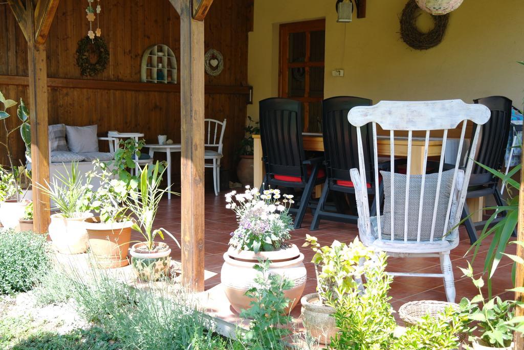 Nora Apartman Gyula Dış mekan fotoğraf